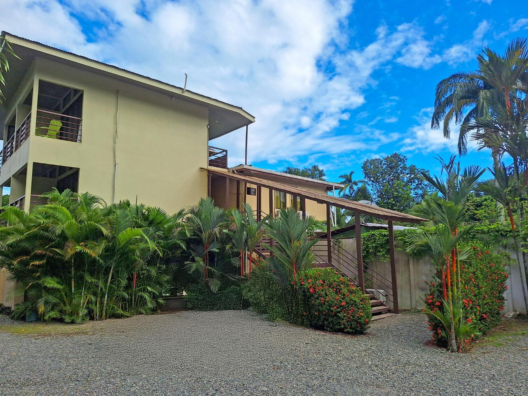 Infiniti Hotel Puerto Viejo de Talamanca Extérieur photo