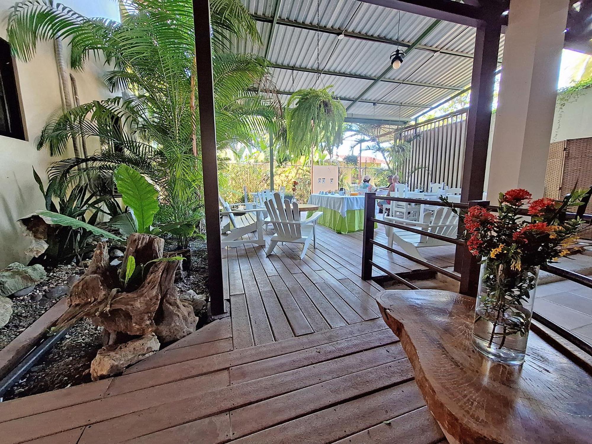 Infiniti Hotel Puerto Viejo de Talamanca Extérieur photo