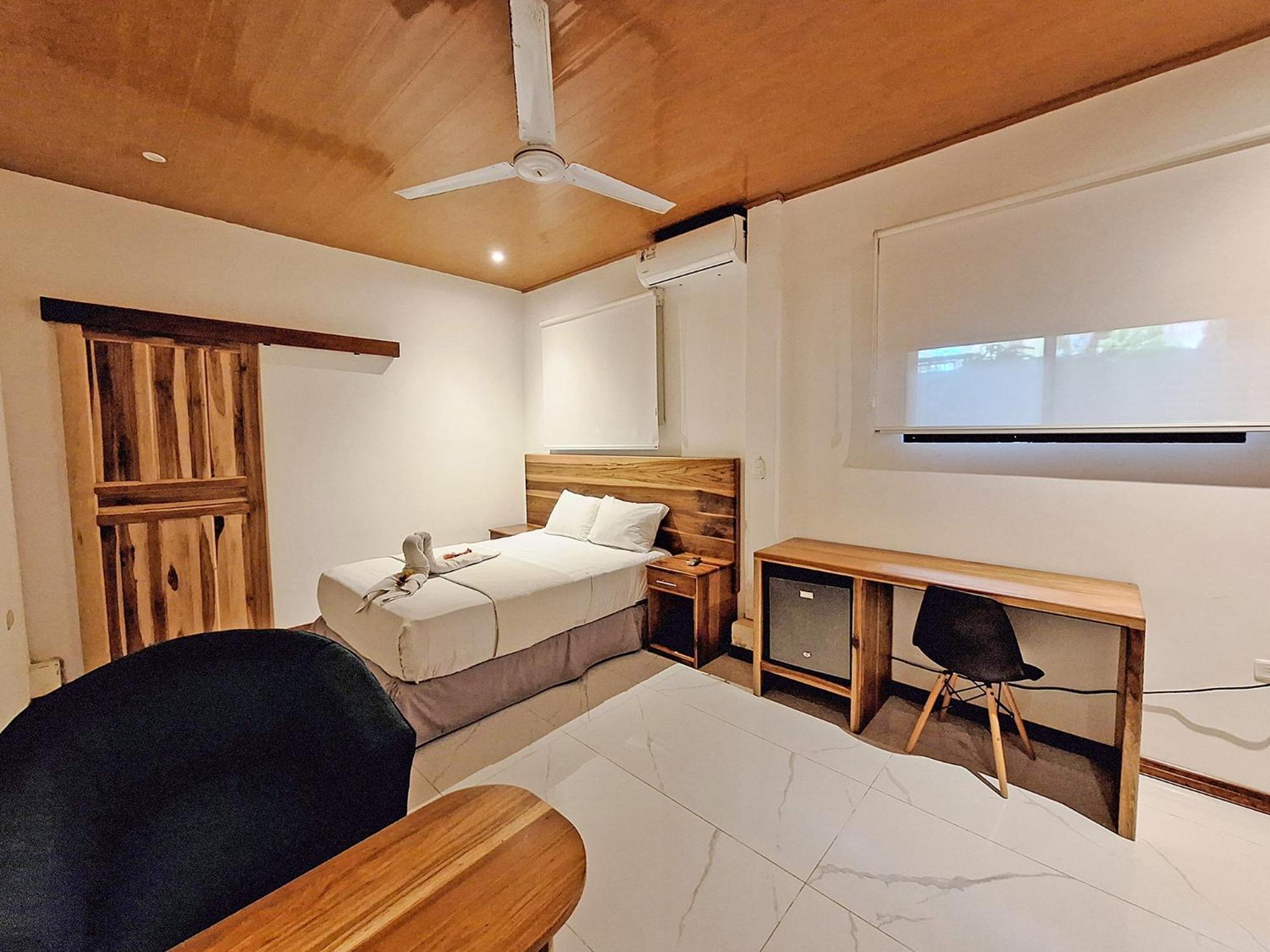 Infiniti Hotel Puerto Viejo de Talamanca Extérieur photo