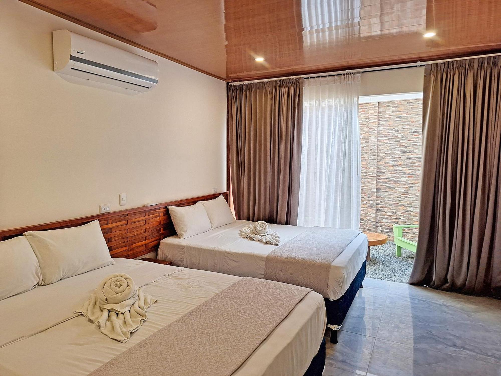 Infiniti Hotel Puerto Viejo de Talamanca Extérieur photo
